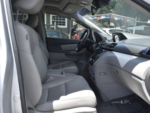 Used 2015 Honda Odyssey EX-L image 11