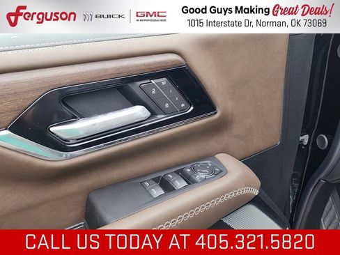 New 2026 GMC Yukon Denali Ultimate AWD/4WD image 14