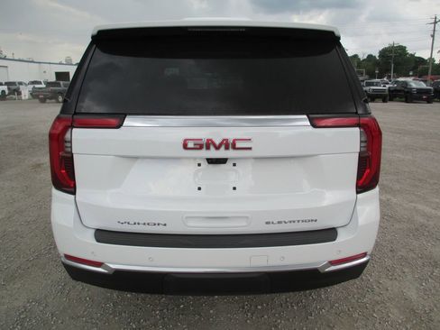New 2026 GMC Yukon Elevation w/ Elevation Premium Package AWD/4WD image 5