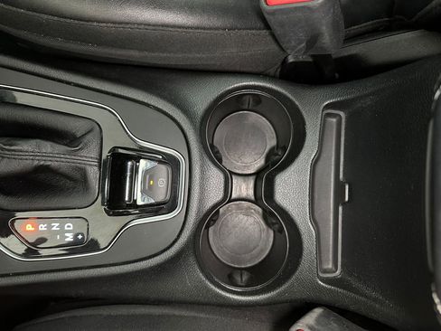 Used 2023 Jeep Cherokee Altitude Lux image 36
