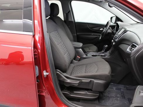 Used 2019 Chevrolet Equinox LT image 29
