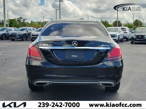 Used 2021 Mercedes-Benz C 300 4MATIC Sedan image 5