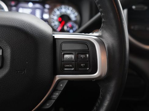Used 2022 RAM 2500 Big Horn w/ Level C Equiment Group AWD/4WD image 26