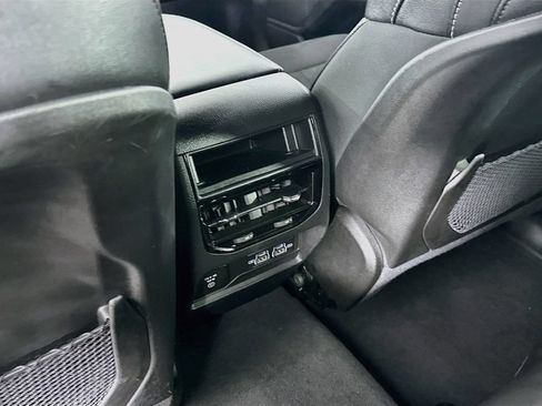 Used 2024 Jeep Grand Cherokee Altitude AWD/4WD image 36