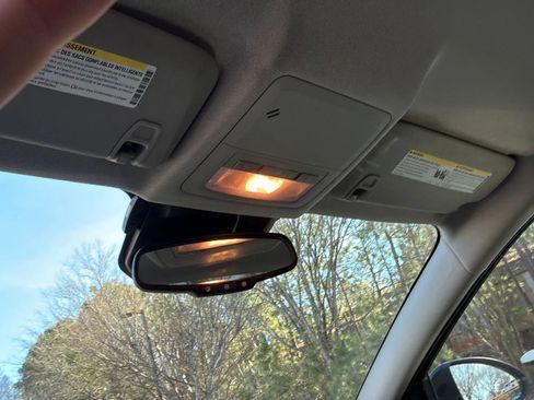 Used 2016 Chevrolet Cruze LT w/ Technology Package image 25