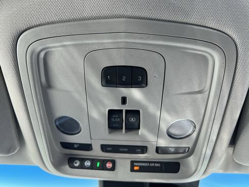 Used 2014 Cadillac XTS Premium image 28