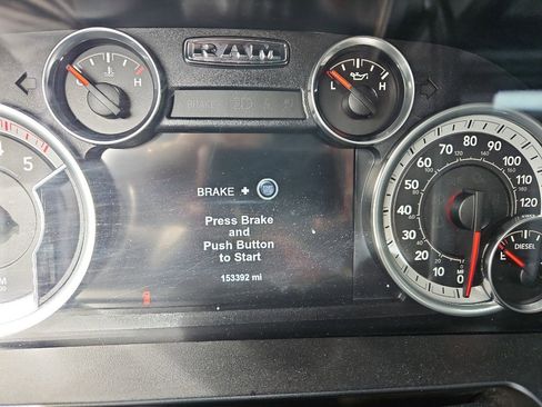 Used 2015 RAM 3500 Laramie image 9