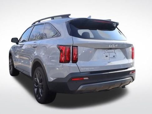 Certified 2023 Kia Sorento X-Line EX image 9
