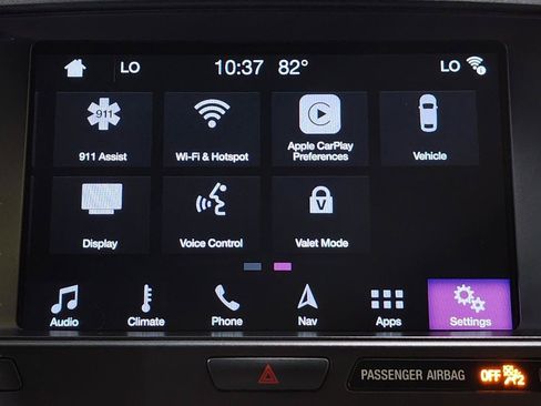 Used 2018 Ford Explorer XLT w/ Equipment Group 202A AWD/4WD image 23