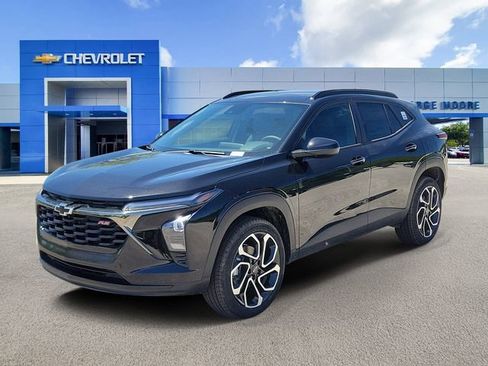 New 2026 Chevrolet Trax RS w/ Driver Confidence Package FWD image 2