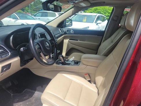 Used 2020 Jeep Grand Cherokee Limited AWD/4WD image 10