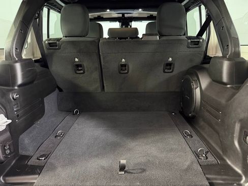 Used 2024 Jeep Wrangler Unlimited Rubicon 4xe w/ Technology Group image 27