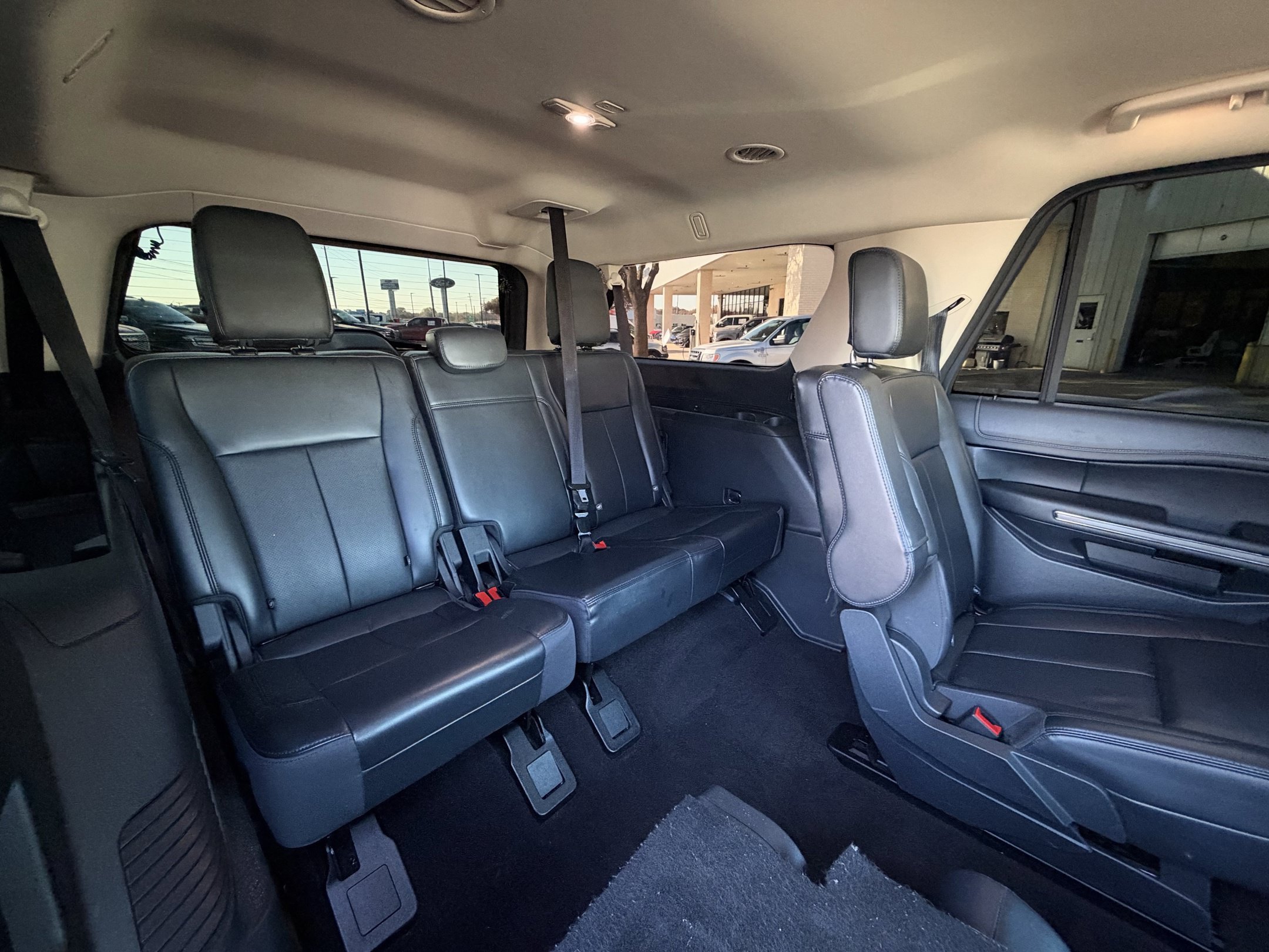 Used 2023 Ford Expedition Max XLT RWD image 35