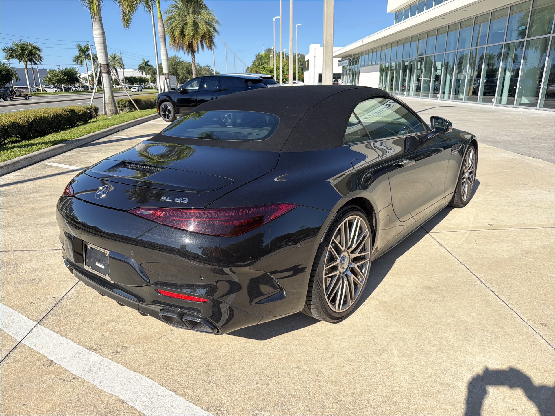 Used 2022 Mercedes-Benz SL 63 AMG 4MATIC image 4