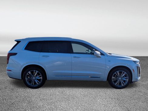 Used 2022 Cadillac XT6 Premium Luxury w/ Technology Package image 27