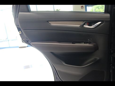 Used 2019 MAZDA CX-5 Signature AWD/4WD image 18