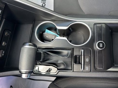 Used 2023 Kia K5 LXS image 35