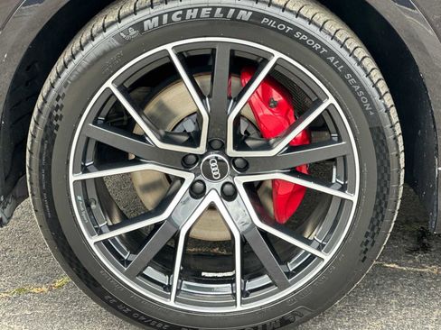 Used 2021 Audi Q8 Premium Plus w/ Premium Plus Package image 33