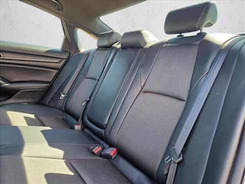 Used 2022 Honda Accord Sport image 17