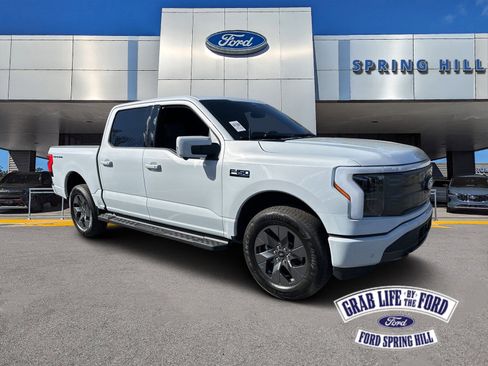 Used 2025 Ford F150 Lightning Lariat image 1