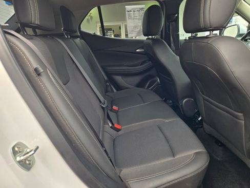 Certified 2025 Buick Encore GX Preferred image 10