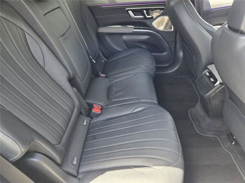 Used 2023 Mercedes-Benz EQS 450+ SUV image 31