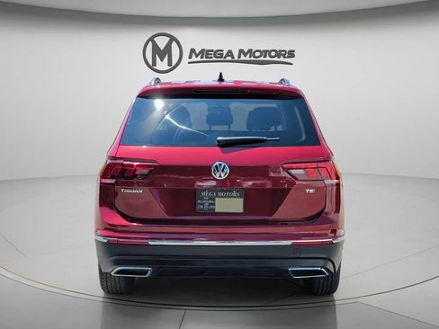 Used 2020 Volkswagen Tiguan SE w/ Panoramic Sunroof Package FWD image 6