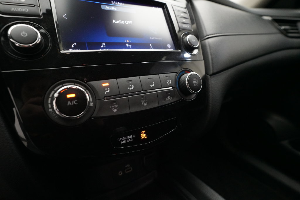 Used 2020 Nissan Rogue SV AWD/4WD image 20