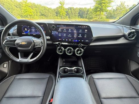 Used 2024 Chevrolet Blazer EV LT AWD/4WD image 23