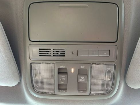 Used 2018 Honda CR-V EX-L image 31