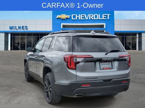 Certified 2022 GMC Acadia SLE w/ Driver Convenience Package FWD image 3