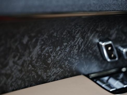 New 2025 Land Rover Range Rover Sport SE image 18