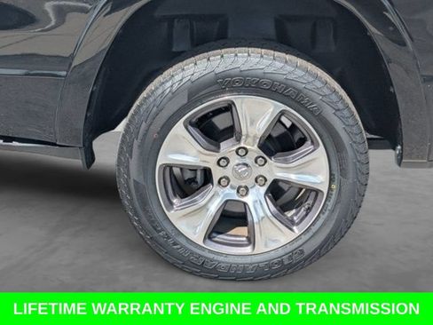 Used 2021 RAM 1500 Laramie AWD/4WD image 12