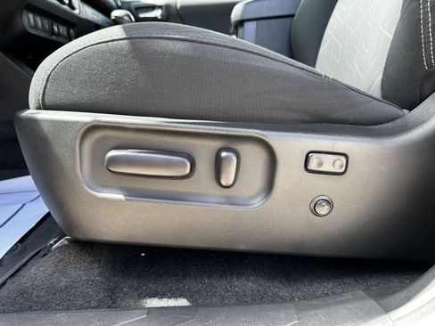 Used 2023 Toyota Tacoma TRD Sport w/ Advanced Technology Package AWD/4WD image 7