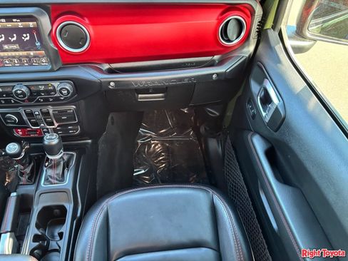 Used 2021 Jeep Wrangler Unlimited Rubicon AWD/4WD image 18