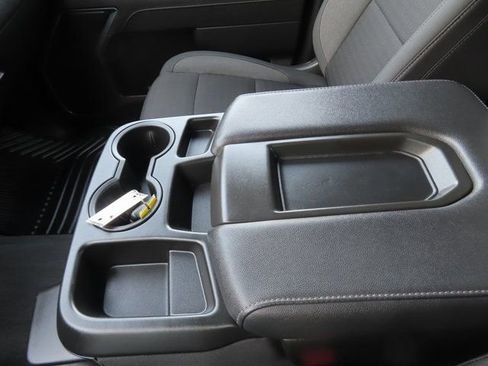 Used 2025 Chevrolet Silverado 1500 LT image 37