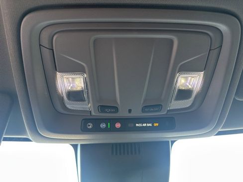 Used 2023 GMC Sierra 1500 Elevation image 19