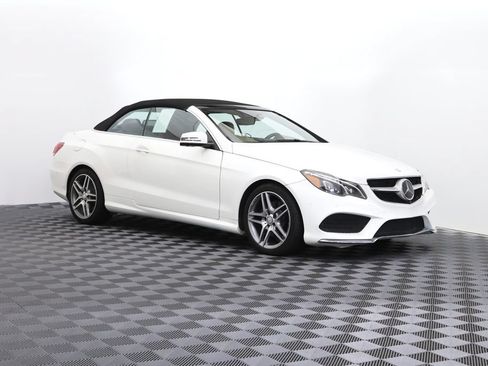 Used 2017 Mercedes-Benz E 400 Cabriolet image 2