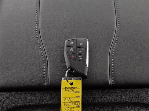 Used 2025 Chevrolet Tahoe Z71 AWD/4WD image 40