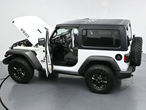 Used 2022 Jeep Wrangler Sport AWD/4WD image 38