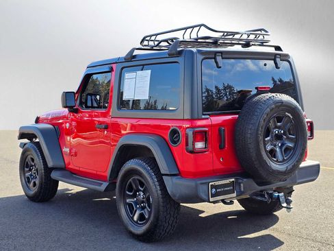 Used 2019 Jeep Wrangler Sport AWD/4WD image 5