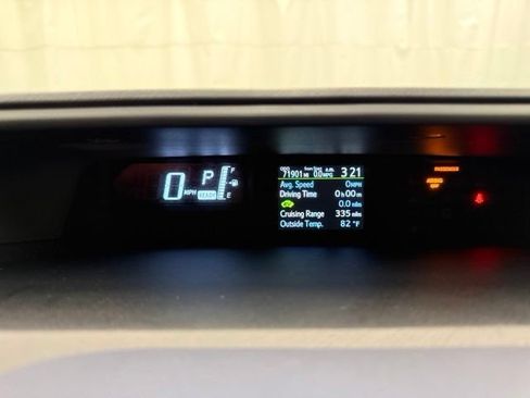 Used 2016 Toyota Prius C Two FWD image 15
