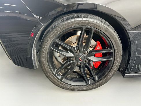 Used 2015 Chevrolet Corvette Stingray Coupe w/ 3LT Preferred Equipment Group RWD image 11
