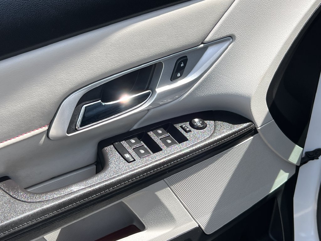 Used 2017 GMC Terrain SLE FWD image 6