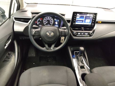 Used 2021 Toyota Corolla LE FWD image 22