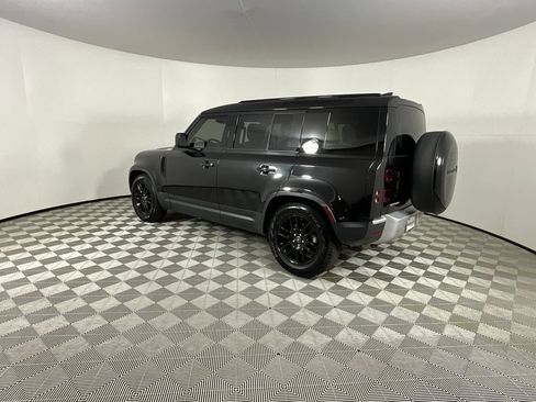 Used 2020 Land Rover Defender 110 S image 3