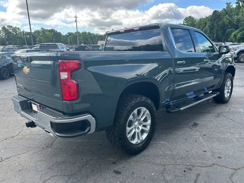 Used 2025 Chevrolet Silverado 1500 LTZ AWD/4WD image 6