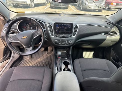 Certified 2021 Chevrolet Malibu RS FWD image 14