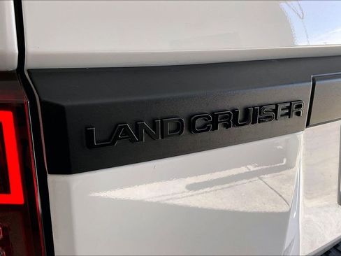 Used 2024 Toyota Land Cruiser 1958 image 42