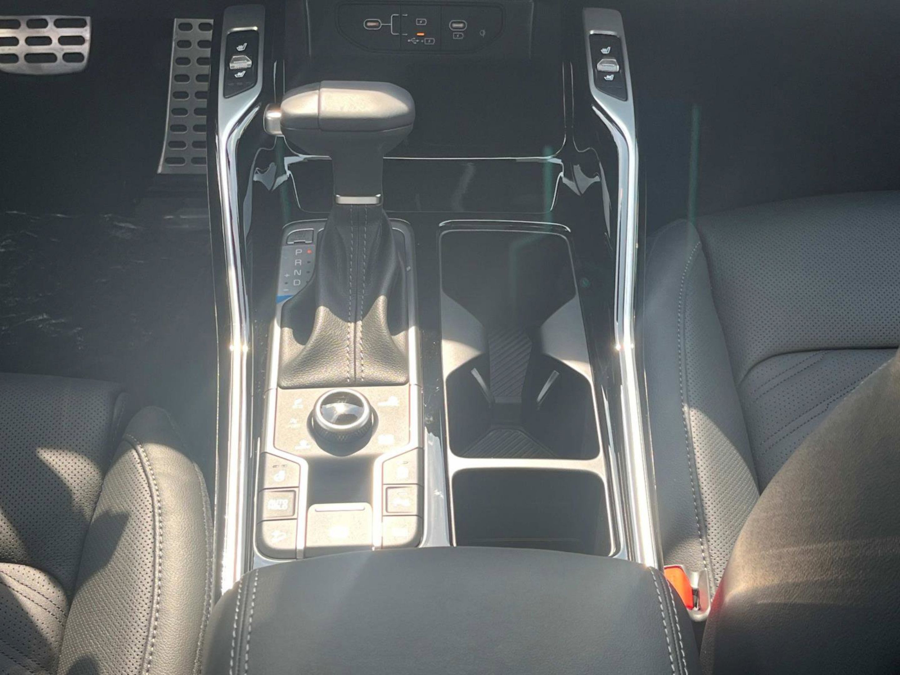 New 2025 Kia Sorento SX Prestige AWD/4WD image 14